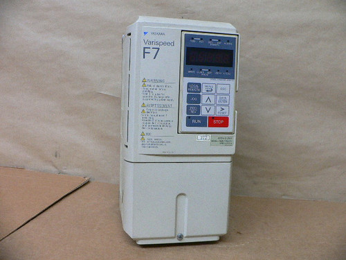 Yaskawa CIMR-F7B42P2 2.2KW 380V AC DRIVE VFD