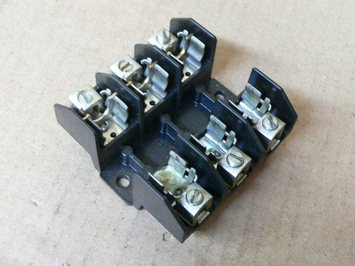 LITTELFUSE 30 AMP 240 / 250 VAC 3 POLE / PH FUSEHOLDER FUSE BLOCK LR25030-3CR