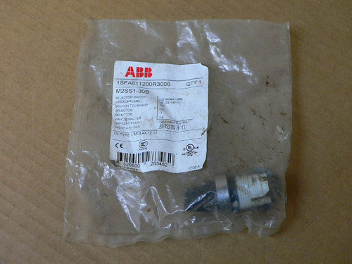 ABB 1SFA611200R3006 M2SS130B SELECTOR SWITCH 2 POSITION MAINTAINED 45 DEG