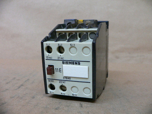 Siemens 3TB40 12-0A Contactor Relay Nema Size 00 22A 3TB4012-0A 600V 24V Coil