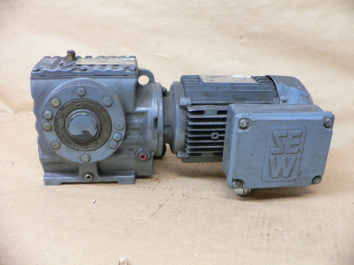 Sew Eurodrive SA57TDT80N4 Gearmotor 71.75:1 23.69rpm 3ph 1hp 1-3/8in 230/460v-ac