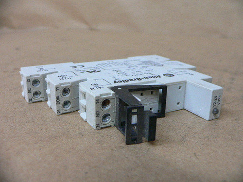 ALLEN BRADLEY 700-HLT12, SERIES A, TERMINAL BLOCK W/O RELAY COIL
