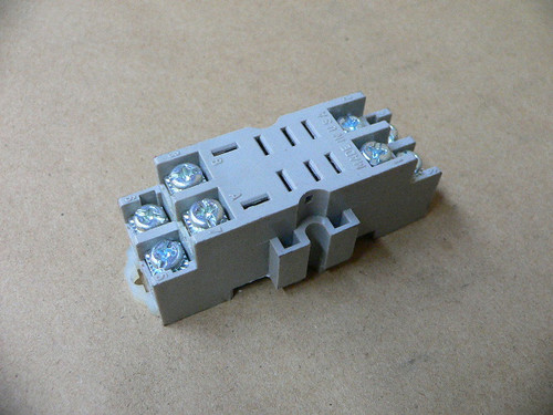 dayton 2A582F DPDT DIN Rail Mount Relay Socket
