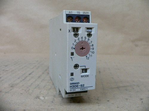 OMRON H3DE-S2-AC/DC24-230 0.1 SEC. TO 120 HR TIMER RANGE. 24 - 230 VAC / DC