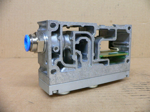FESTO VABF-S6-10-P1A6-G12, EXHAUST AIR COVER MANIFOLD, #221052