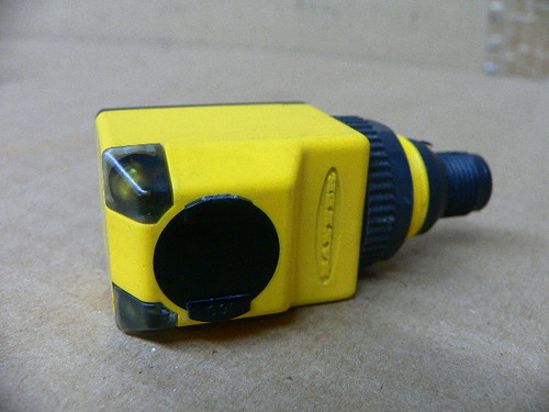 Banner Q25SP6FF100Q Photoelectric Sensor 10-30V dc 150mA max. load 4 Pin