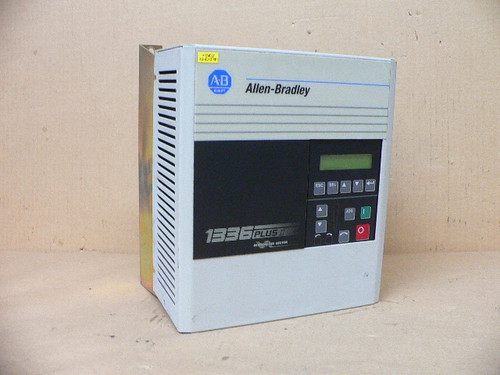 ALLEN BRADLEY 1336F-BRF50-AE-DE DRIVE AC 5HP 460V