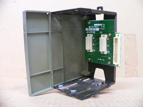 ALLEN BRADLEY 1746-A2 SLC 500 2-SLOT EXPANSION RACK