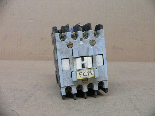 Allen-Bradley 700-F400A1 Contact Relay, 110/120V, 50/60Hz