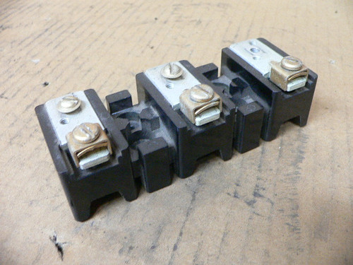 ALLEN BRADLEY X-395490 ASSEMBLY,FUSE BLOCK FOR DISCONNECT SWITCH