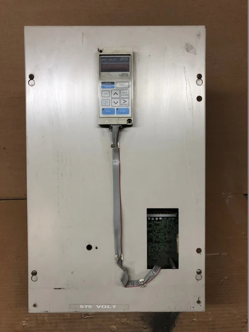 Magnetek DS506 575v 15.4a 3ph 60Hz AC Drive w/ Keypad