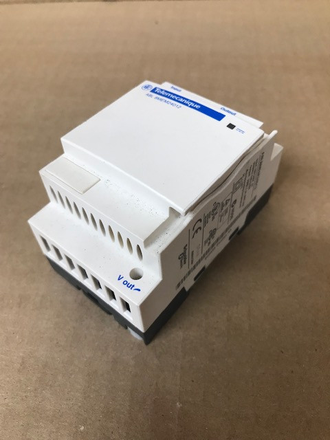 TELEMECANIQUE ABL8MEM24012 100-240VAC 24vdc 1.2a 30w