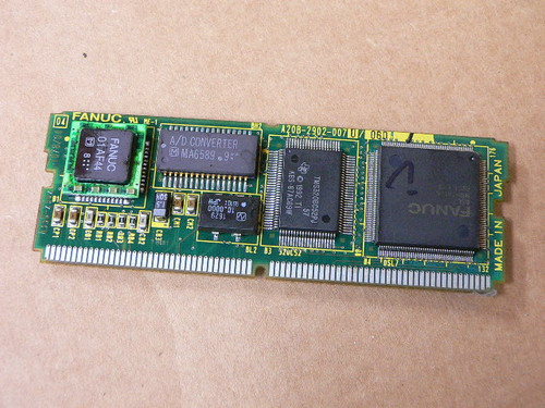Fanuc A20B-2902-0070/06D Servo Control Module