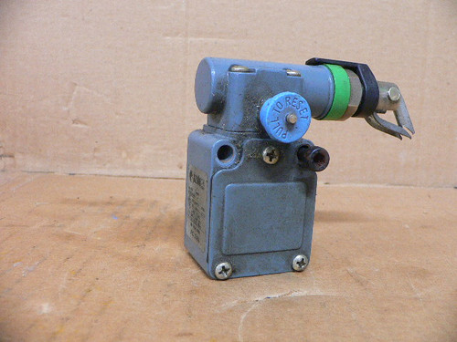 Pizzato FC 3384 Safety Switch