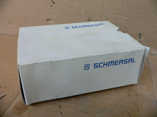 Schmersal PROTECT-IE-02 Safety Component 24VDC/100MA 24V/2A