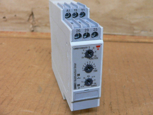 Carlo Gavazzi DMB01DM24 Multifunction Timer 24-240 VAC