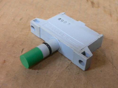 Balluff BES-516-110V Inductive Sensor 10-30V Dc