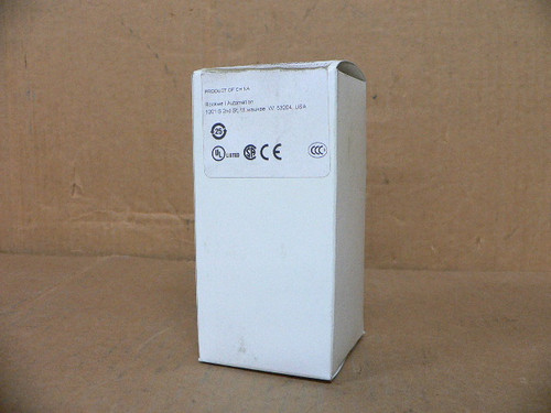 Allen Bradley 800T-FXTQ12RA1 2-Position 30.5mm Pushbutton