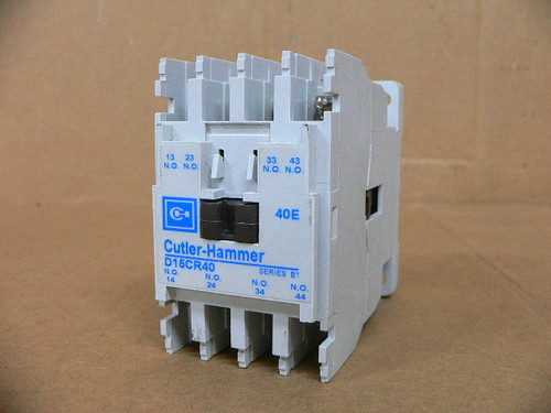 Cutler Hammer D15CR40 Control Relay 110-120V