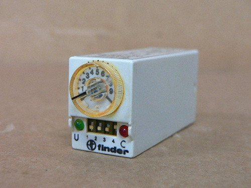 Finder 85.32 Timer 10A 250V- 24V