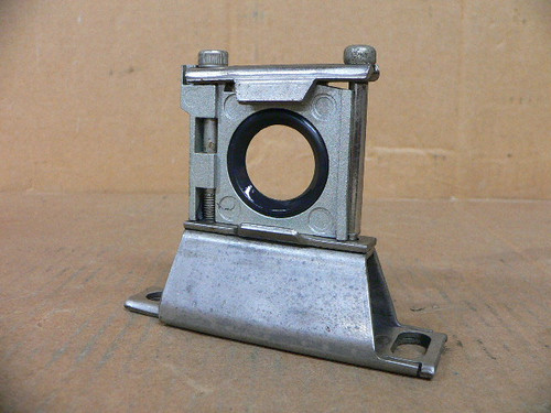 SMC Y40T Pneumatic T-Type Bracket