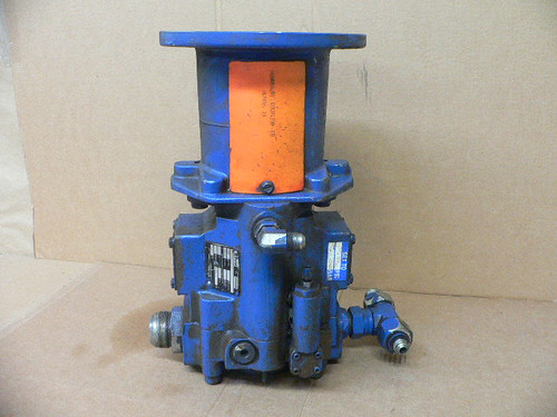 Parker PVP48363R211 Piston Pump PVP Series Variable Volume 48 CM3/REV 17-248 Bar (250-3600 PSI) 7/8" Keyed Shaft