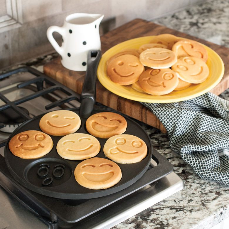 Nordic Ware Smiley Face Pancake Pan - Thumbnail 3