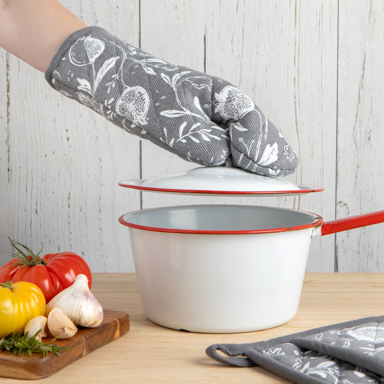 Now Designs Oven Mitt - Thumbnail 2