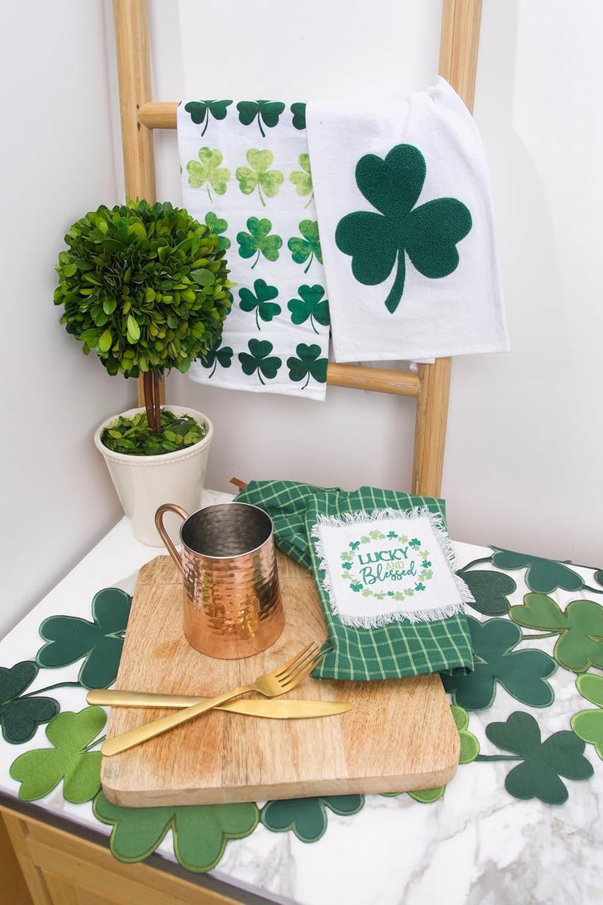 C&F Home Watercolor Clovers Kitchen Towel - Thumbnail 3