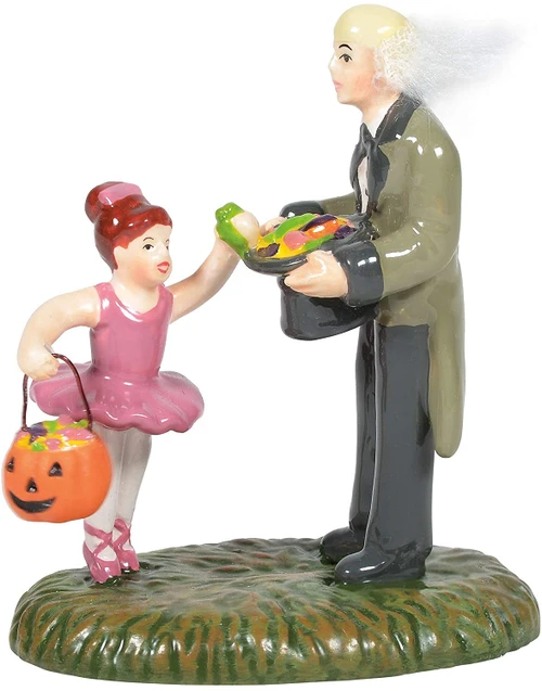 Department 56 Halloween Village Scary Treats for a Sweet