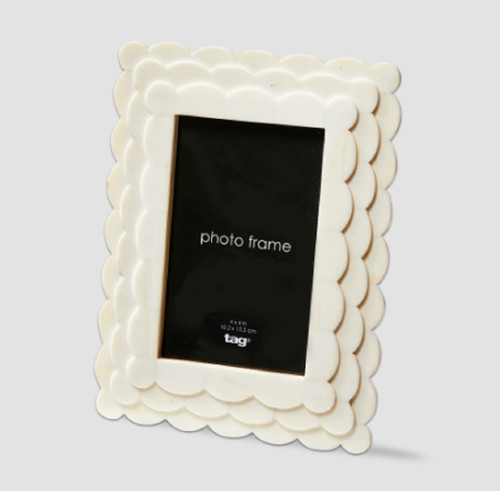TAG Rectangle Scallop Photo Frame 4X6 (G21153)