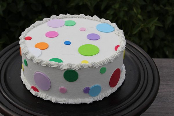 Just Dough It Replica Vanilla Cake With Polka Dots, 10"