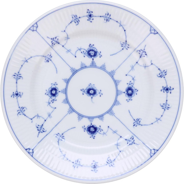 Royal Copenhagen Blue Fluted Plain Bread and Butter Plate (1017198)