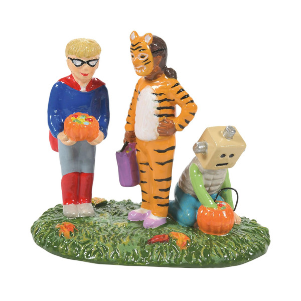 Department 56 Halloween Village Figures - Trick Or Treat Assessment (6010454)