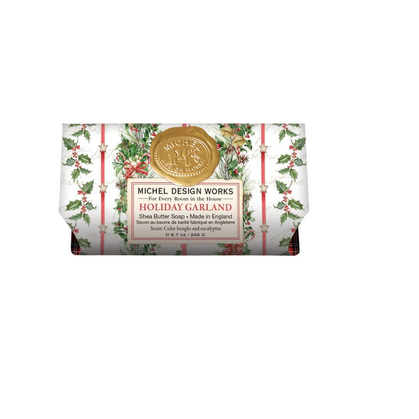 Michel Design Works Holiday Garland Large Bath Soap Bar (802446) Michel Design Works Holiday Garland Large Bath Soap Bar (802446)