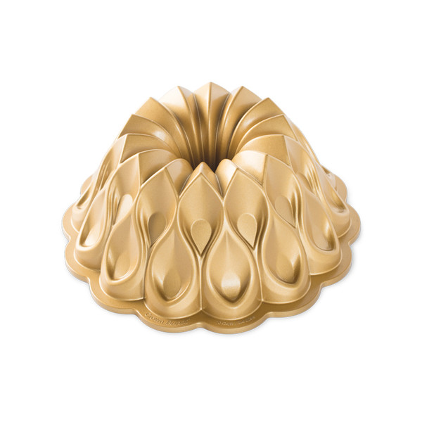 Nordic Ware Crown Bundt Pan (91777)