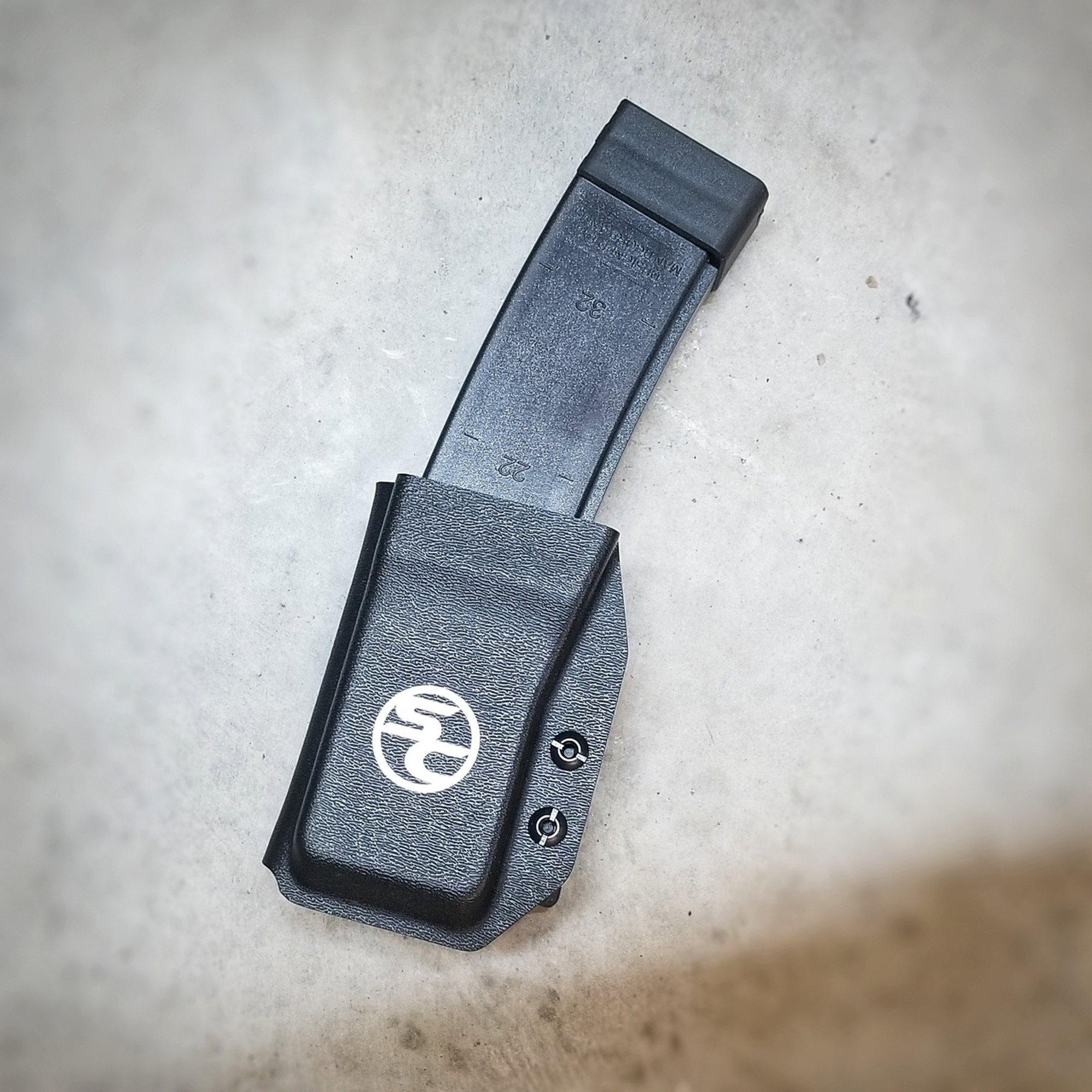 FOMI IWB Clip - Shook's Customs LLC