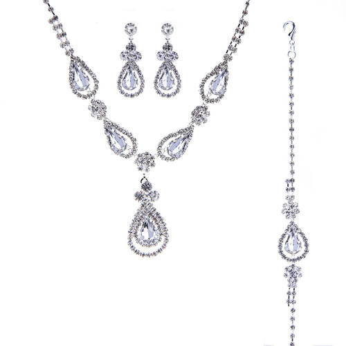 Crystal Avenue Full Set 18618 - S Rs Teardrop Flower 3pcs Set Cr S