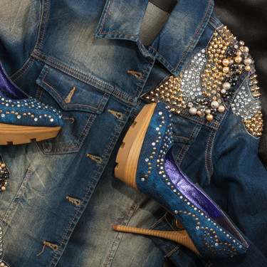 10 Uncommon Projects for Rhinestone Lovers