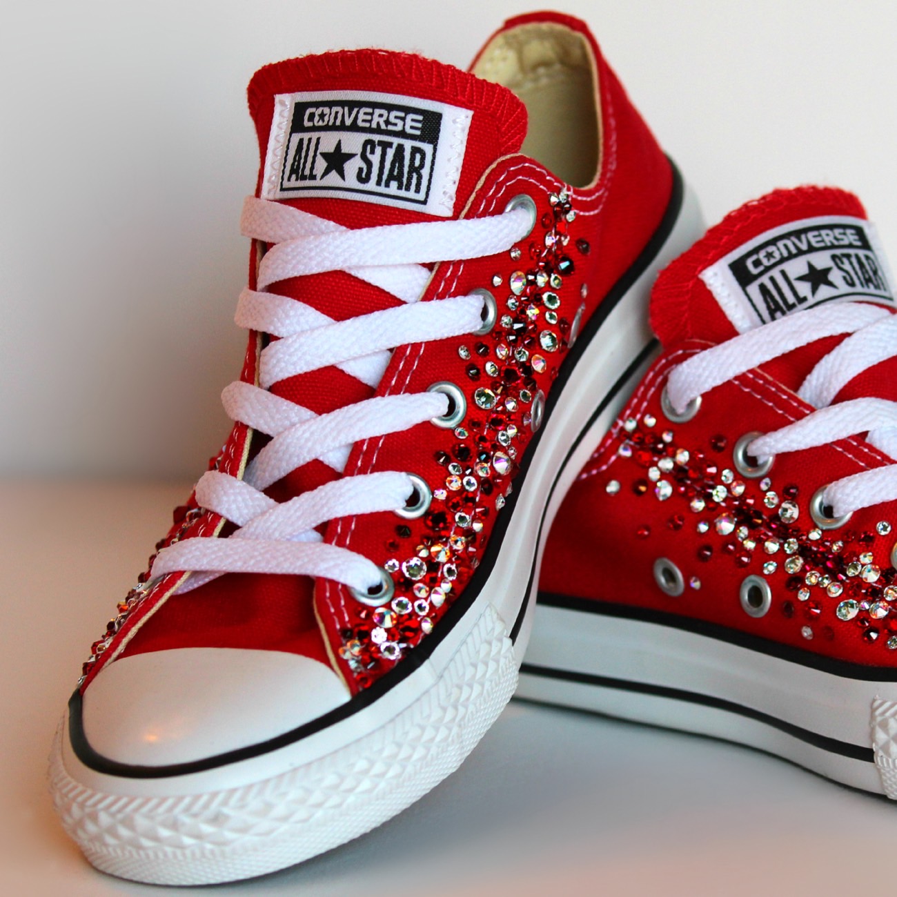 Sparkle and Shine: The Ultimate Glue for Rhinestones on Fabric & Shoes