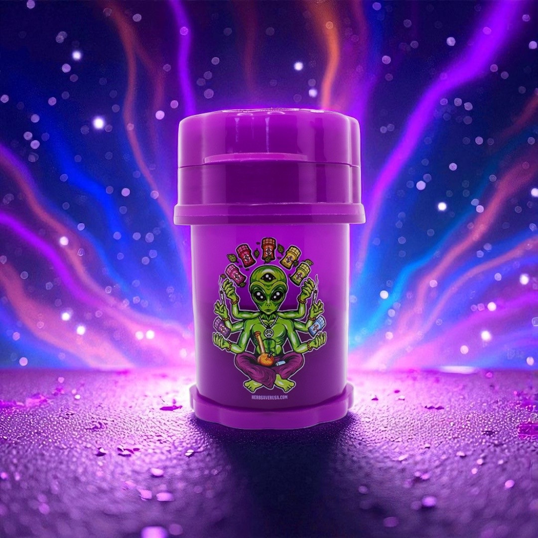 Alien Large 4-Piece Grinder — 2.4" × 3.8" – HerbSaver (photo 1)