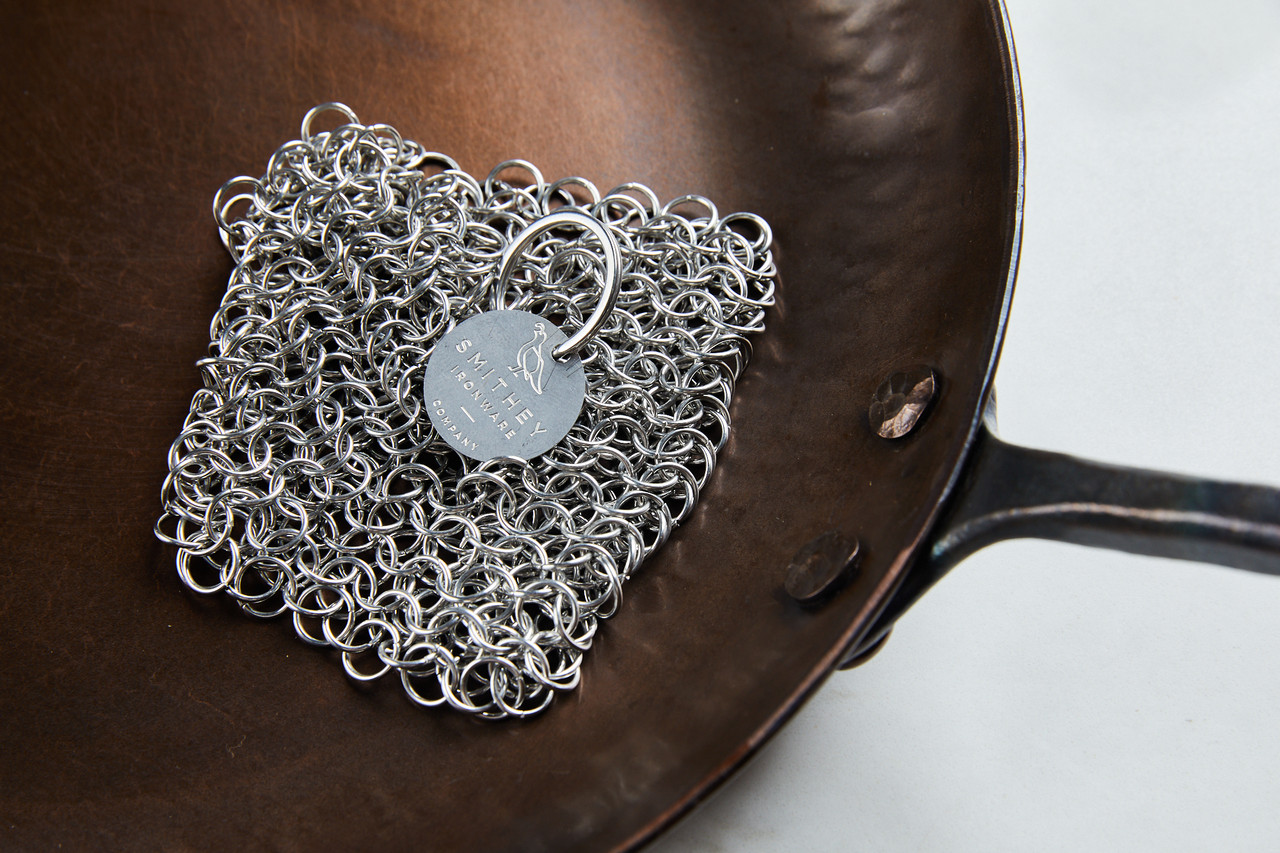 Smithey Ironware Chainmail Scrubber - Thumbnail 2