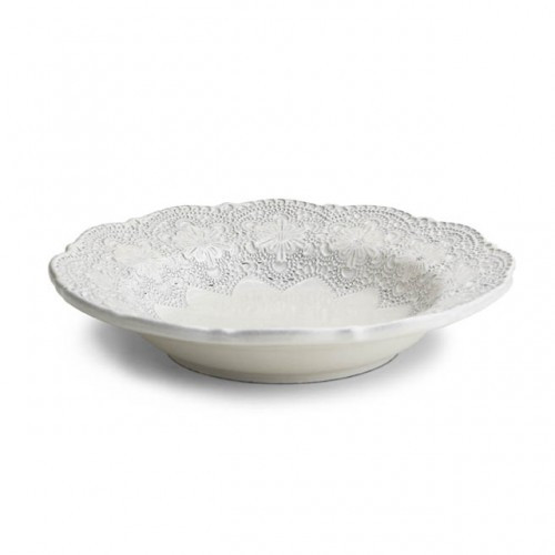 A delicate cream glaze, a rich, black clay and an vintage lace pattern blend beautifully to create this stunning bowl. Italian ceramic, Hand made in Italy.

Microwavable, oven & dishwasher safe on the low-heat/air-dry setting.

Dimensions: 9.25" D
SKU: MER1225AL