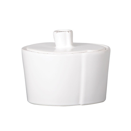 The Lastra White Sugar Bowl features Lastra's signature crisp lines and organic shapes. An overlapping wooden mold, used for centuries to form cheeses throughout Italy, inspired this collection.
4.25"H
LAS-2612W