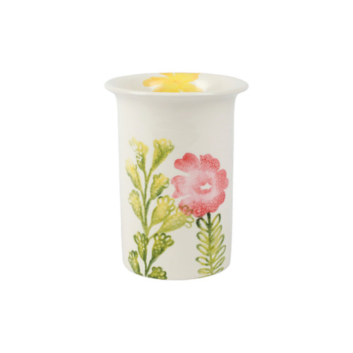 Vietri Fiori di Campo Small Vase

FDC-9781-GB

The handsponged and whimsical wildflowers of Fiori di Campo from plumpuddingkitchen.com transport your table to the Italian countryside. The Fiori di Campo Small Vase features a sweet scene of watercolor blooms and exudes the beauty of nature all year round.

4.5"D, 5.75"H, 20 oz