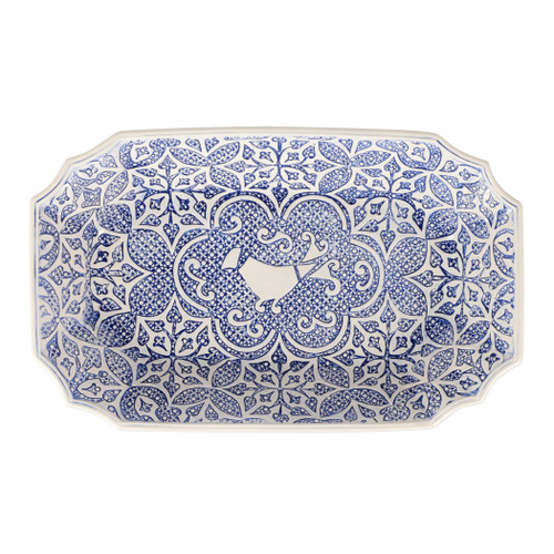 Vietri Uccello Blu Oval Bowl

UBL-7431
13.5"L, 8.25"W, 2.5"H

Inspired by the handpainted tiles and textiles of Italy, Uccello Blu pays homage to the country's long tradition of intricate, geometric designs.

Italian artisans bring a fresh element o this collection with each piece's crisp, graceful edges and the plucky, good luck bird hidden in the design.

Handcrafted of Italian stoneware in Veneto.

Dishwasher and microwave safe.