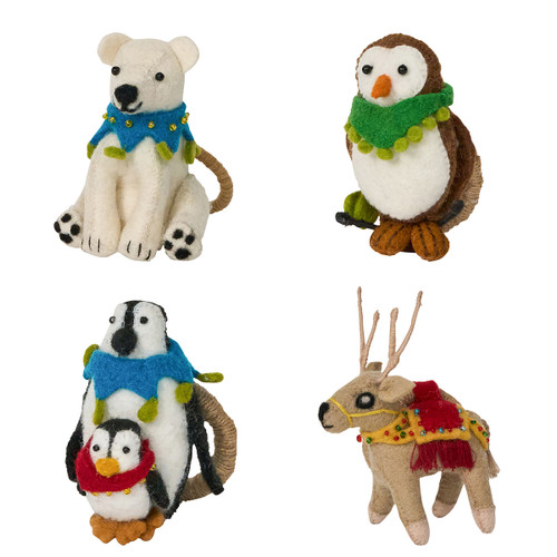 uliska Berry & Thread North Pole Animal Napkin Ring Assorted Set/4

LR87S4/88
3"L, 2.25"W, 3.5"H

As if handmade by Santa’s elves, our very merry menagerie housing Reindeer, Polar Bear, Owl, and Penguin napkin rings are a jolly addition to any holiday tablescape, evoking the childlike wonder of the season. Gift boxed.