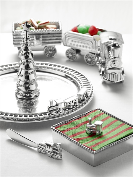 Mariposa Christmas Tree & Train Server