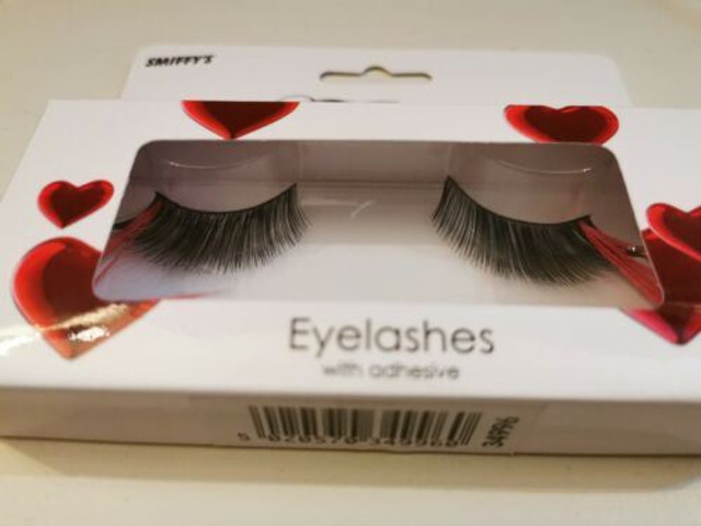 Eyelashes With Adhesive - Long Red Plumes