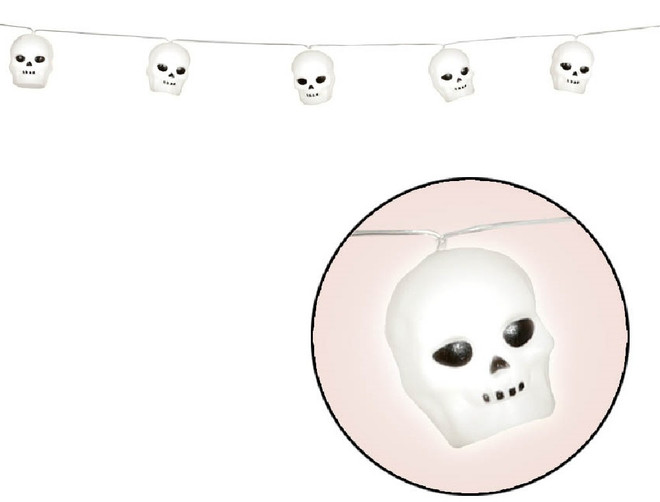 Floating Skulls Halloween String Lights